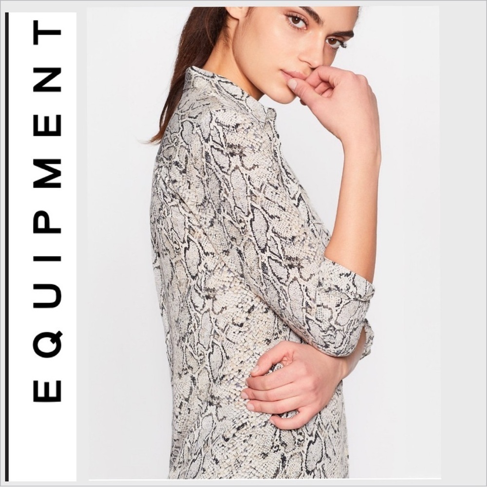 Equipment silk python snakeskin print top M